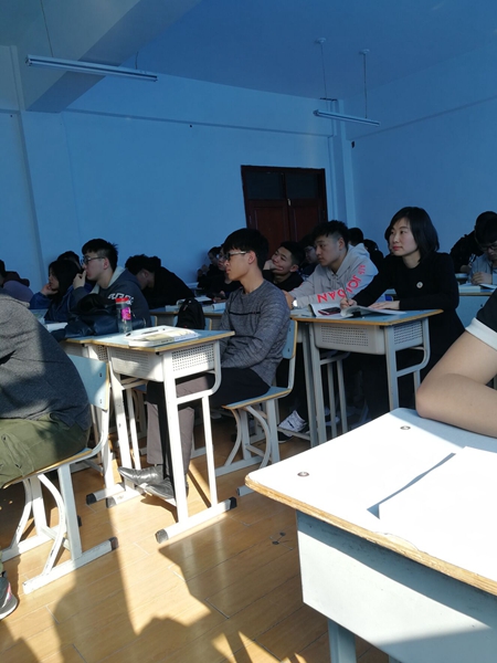 1551922262142263.jpg 王虹.jpg