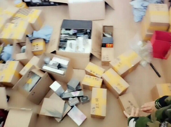 1548603440958102.jpg PicsArt_01-27-11.35.21.jpg