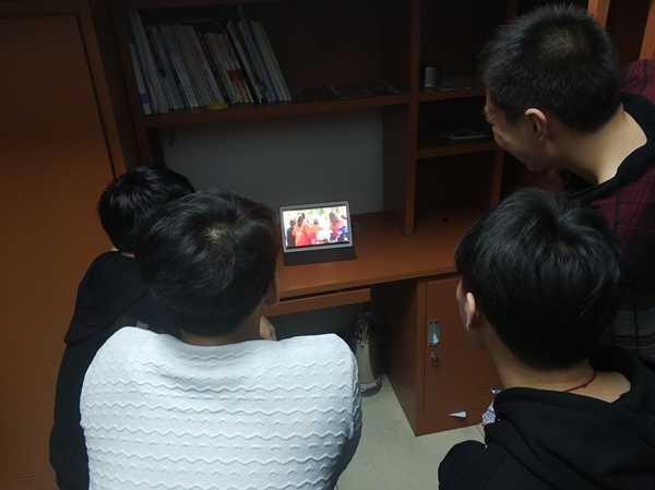 1551920111502309.jpg 战歌.jpg