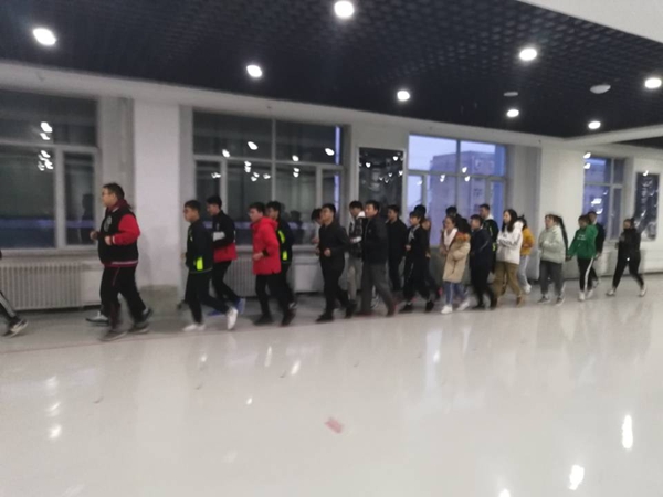 1554684370905044.jpg 跑步.jpg